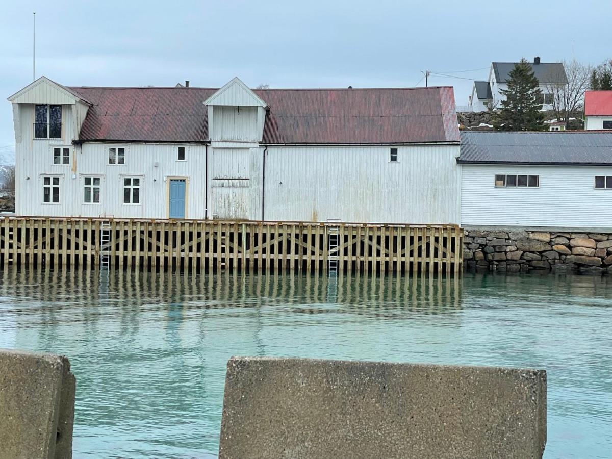 1. Etg I Dampskipsbrygga, Lodingen Havn Екстер'єр фото