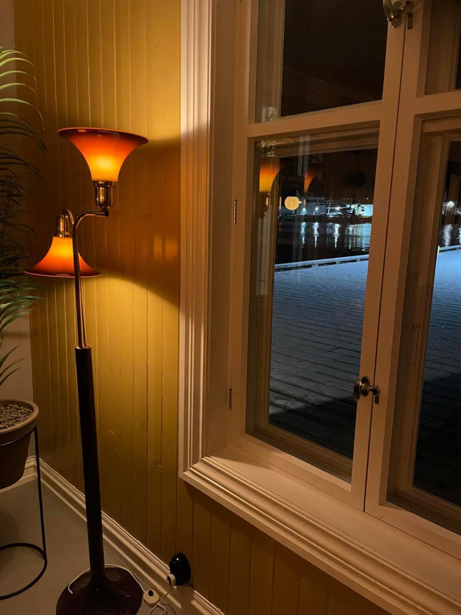 1. Etg I Dampskipsbrygga, Lodingen Havn Екстер'єр фото